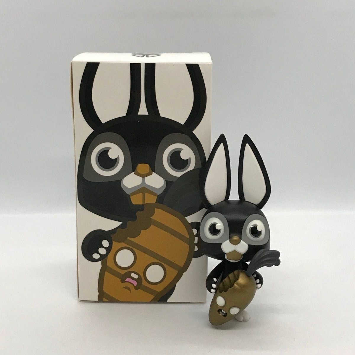 Coarse X Playhouse Nibble & Root Siam Blackout Edition 4-inch figure available now ! ! ! - Tenacious Toys®