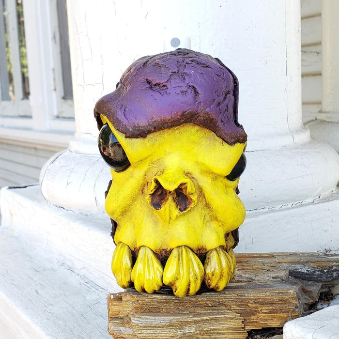 Jawless Skeletor Can 6-inch sculpture by Big C Available Now ! ! ! - Tenacious Toys®