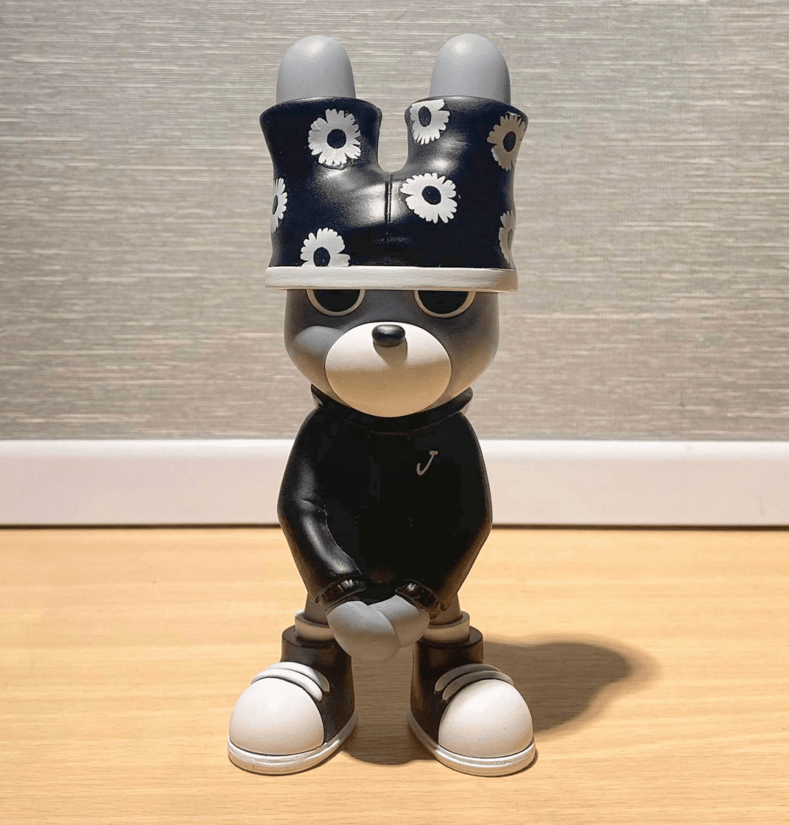 Under Bunny - Black Edition 15 cm resin figure by A BATHING TOY Available Now - Tenacious Toys®