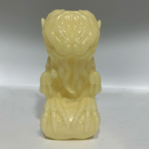 Cryptozoo-Fubi Cthulhu Glowing God Edition Vinyl Art Toy Tenacious Toys