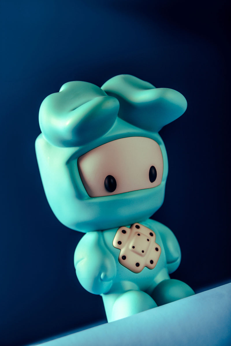 Ninobuni Self Care Figure Vinyl Art Toy 3DRetro