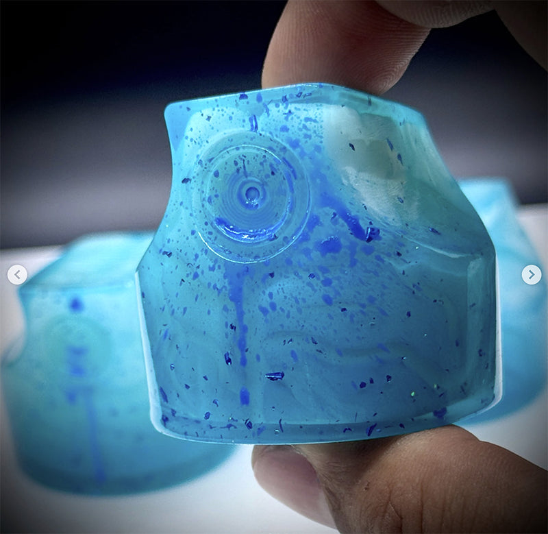5th Turtle’s double-cast glow-in-the-dark resin Skinny Cap, a small-run convention exclusive