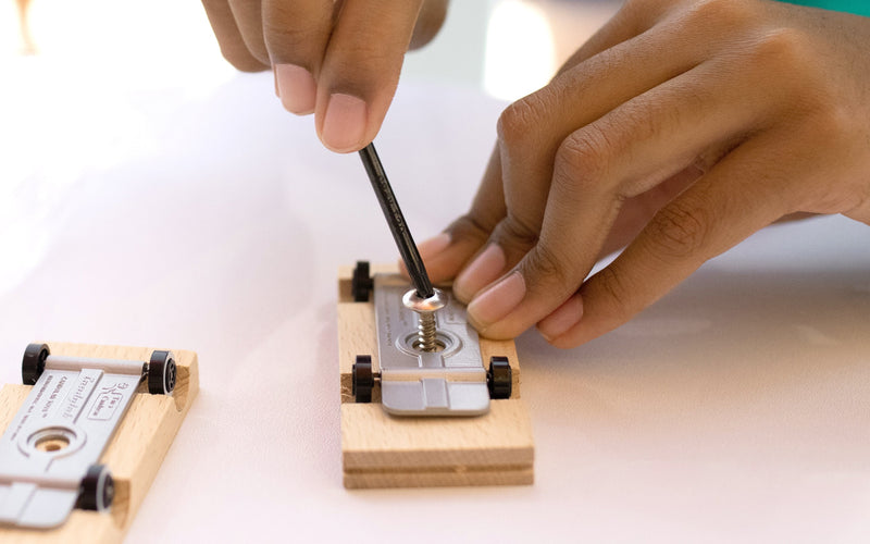 Castor Set™ 12 Pack Cars Candylab