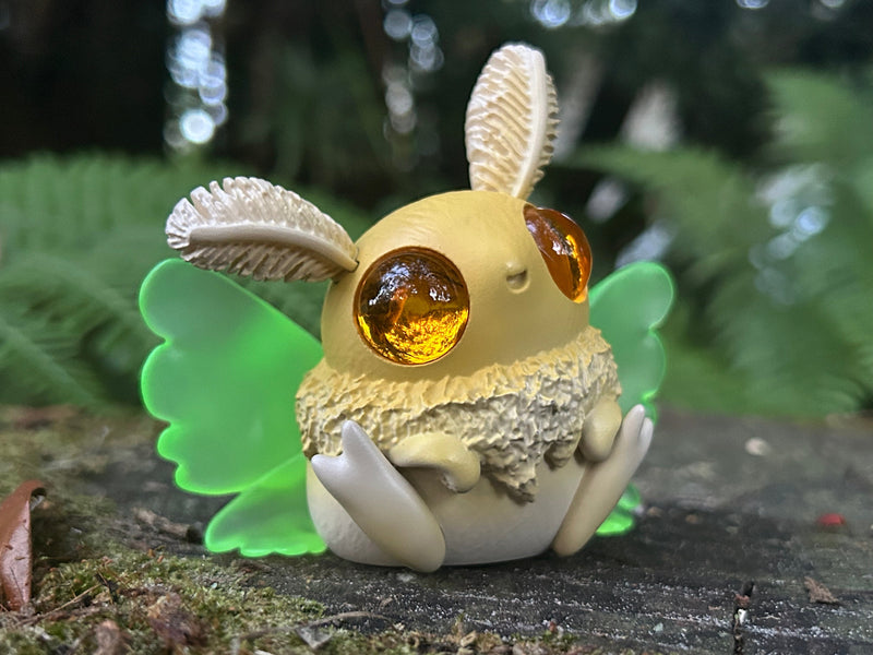 Cryptkid - Luna Mothman by Hazel Owlery Designer Toys Strangecat Toys