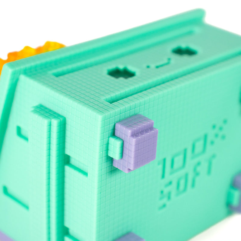 8-Bit Dumpster Fire Vinyl Figure Vinyl Art Toy 100soft