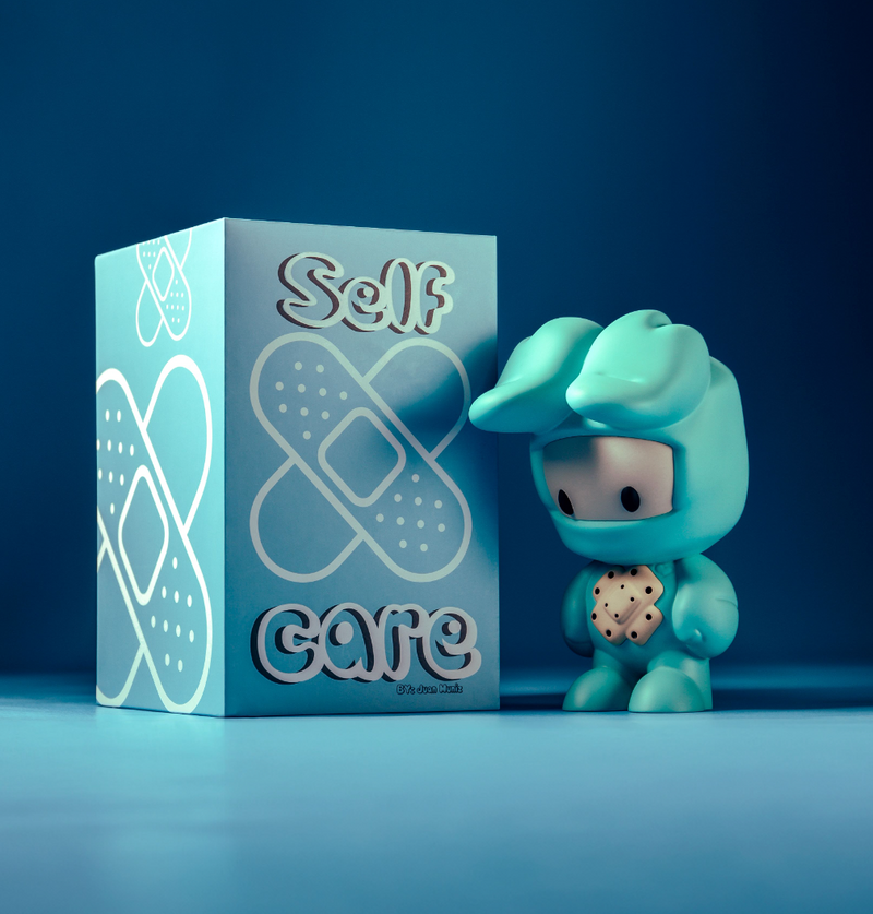 Ninobuni Self Care Figure Vinyl Art Toy 3DRetro