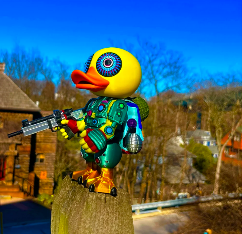 QuackTank vinyl art toy figure by Mindsponge Toy