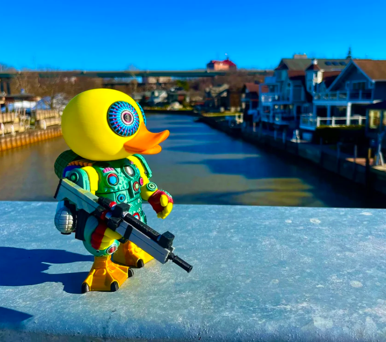 QuackTank vinyl art toy figure by Mindsponge Toy
