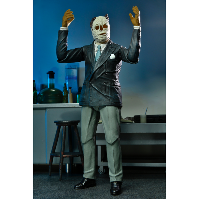 Universal Monsters - Ultimate Invisible Man - 7″ Action Figure Action Figure Bobbletopia