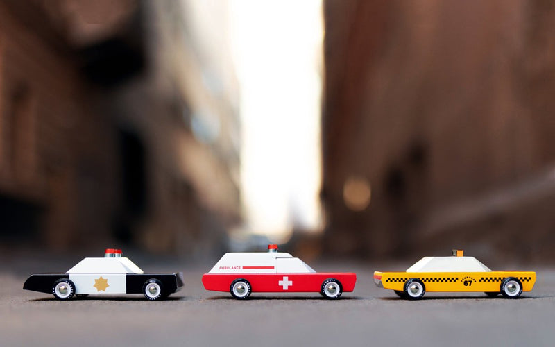 Ambulance Wagon Classics Candylab