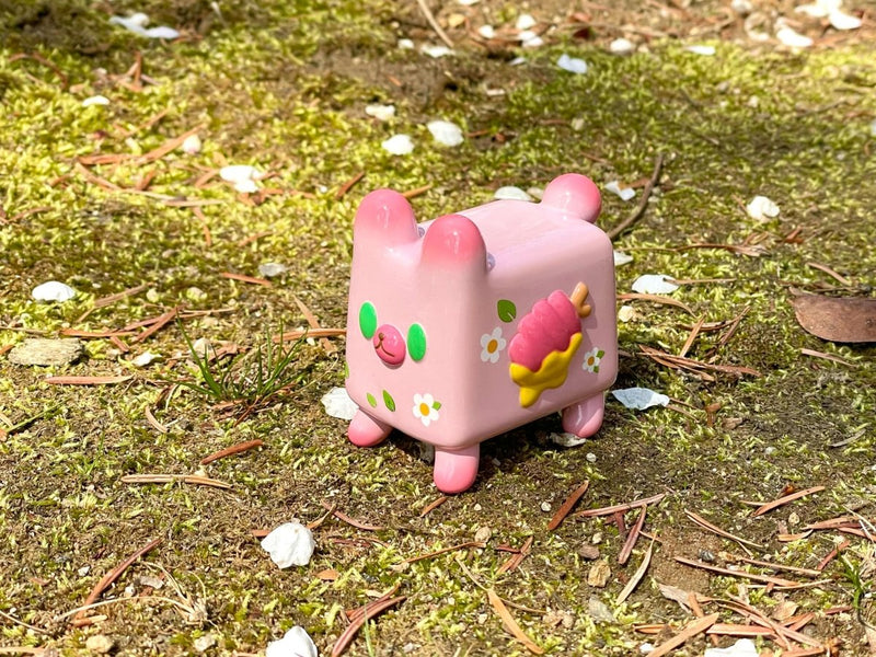 Box Bear - Sakura Spring Ver. by Rato Kim Designer Toys Strangecat Toys