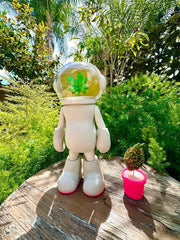 BUD figure by Wacky Backy Vinyl Art Toy Wacky Backy