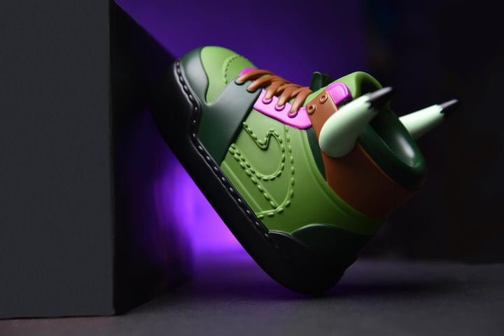 Bull Airs Hulk Edition Vinyl Art Toy Bull Airs