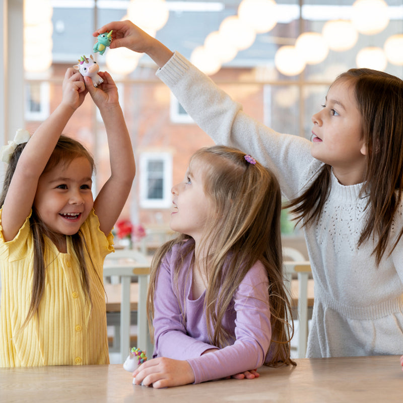 Wyldshyres Rikki mini figure Vinyl Art Toy Wyldshyres