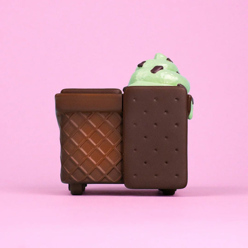Mint Chip Dumpster Ice Cream Vinyl Figure Vinyl Art Toy 100soft