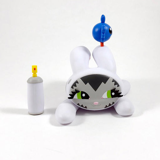 Bunny Kitty White by PERSUE Vinyl Art Toy 3DRetro