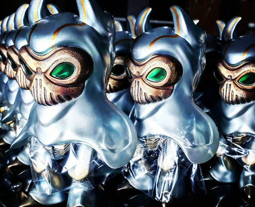 Manta Rusted Devil Silver Edition 6-inch vinyl figure by Manta Toys Vinyl Art Toy PlayoffHK