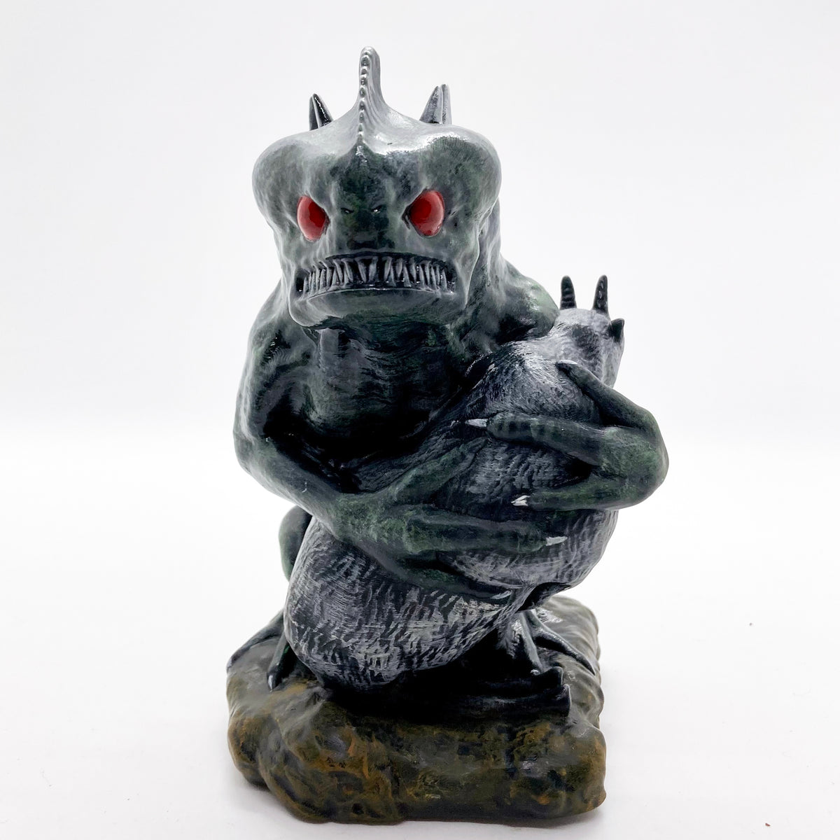 Cryptozoo-Fubi El Chupacabra Midnight Goat Snack Edition vinyl figure by  Weston Brownlee